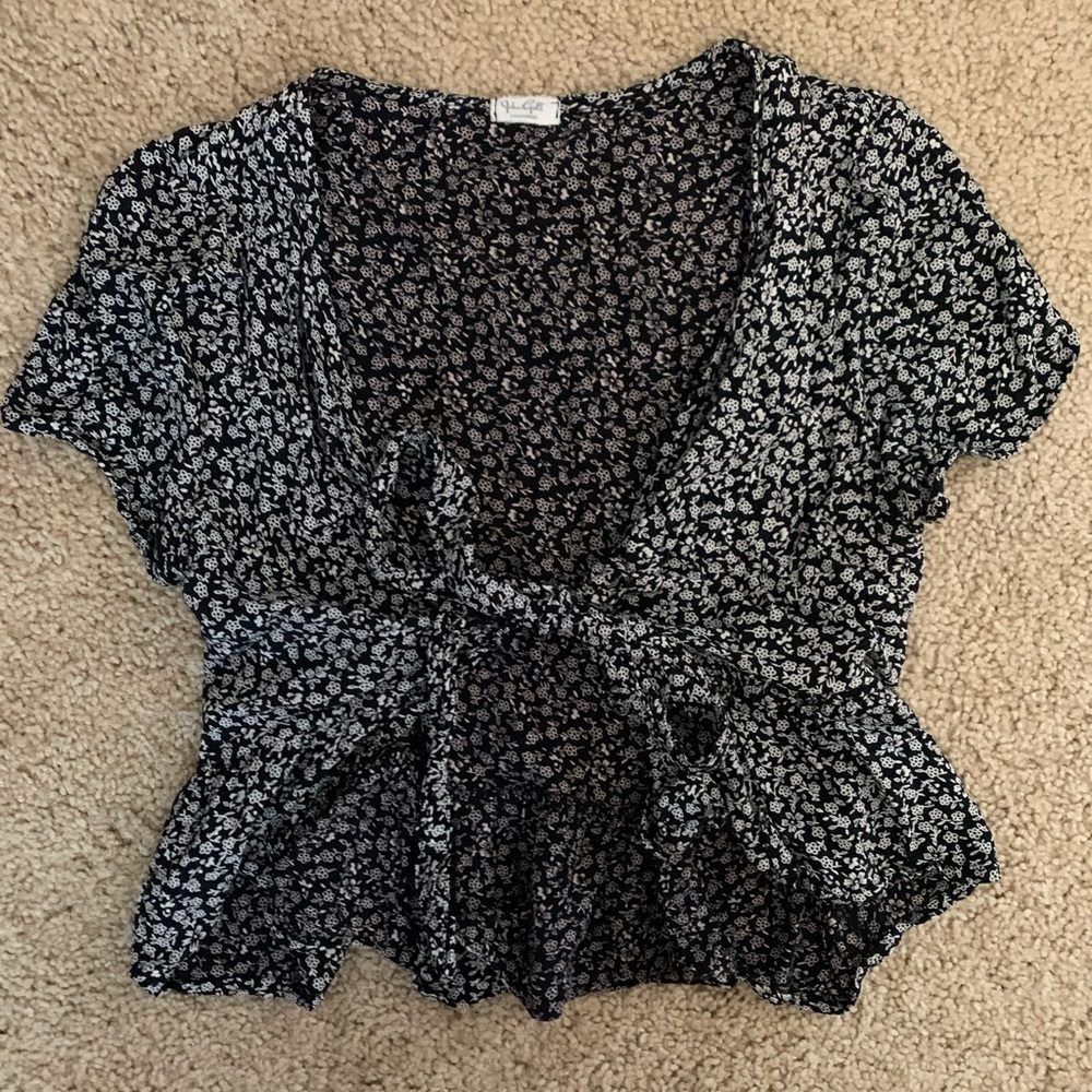 Brandy melville tie top